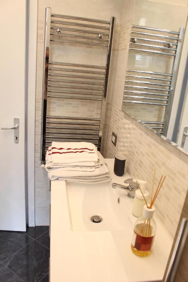 Wonderwall Apartment Специя Екстериор снимка